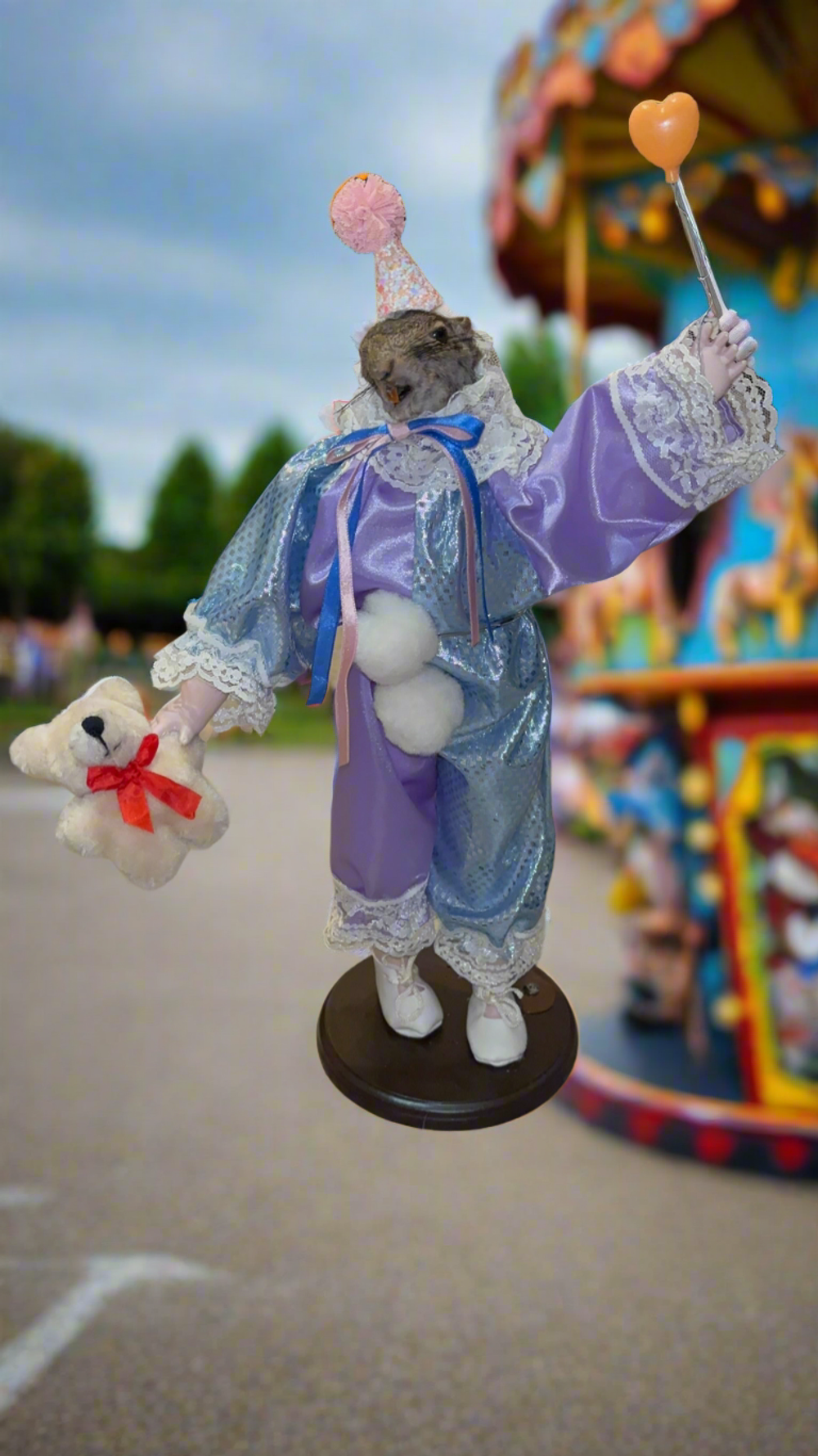 Clowncore 🤡 Squirrel 
